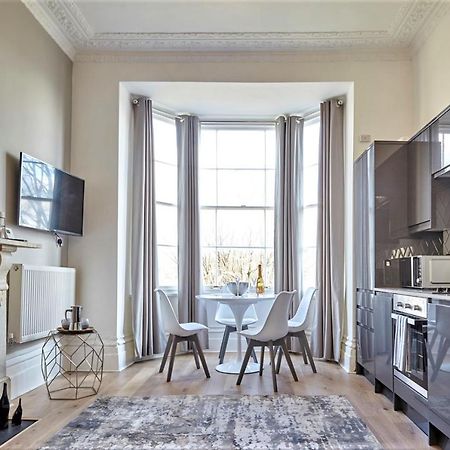 Dover Place - Your Apartment ブリストル エクステリア 写真
